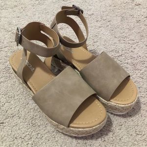 Platform espadrille sandals